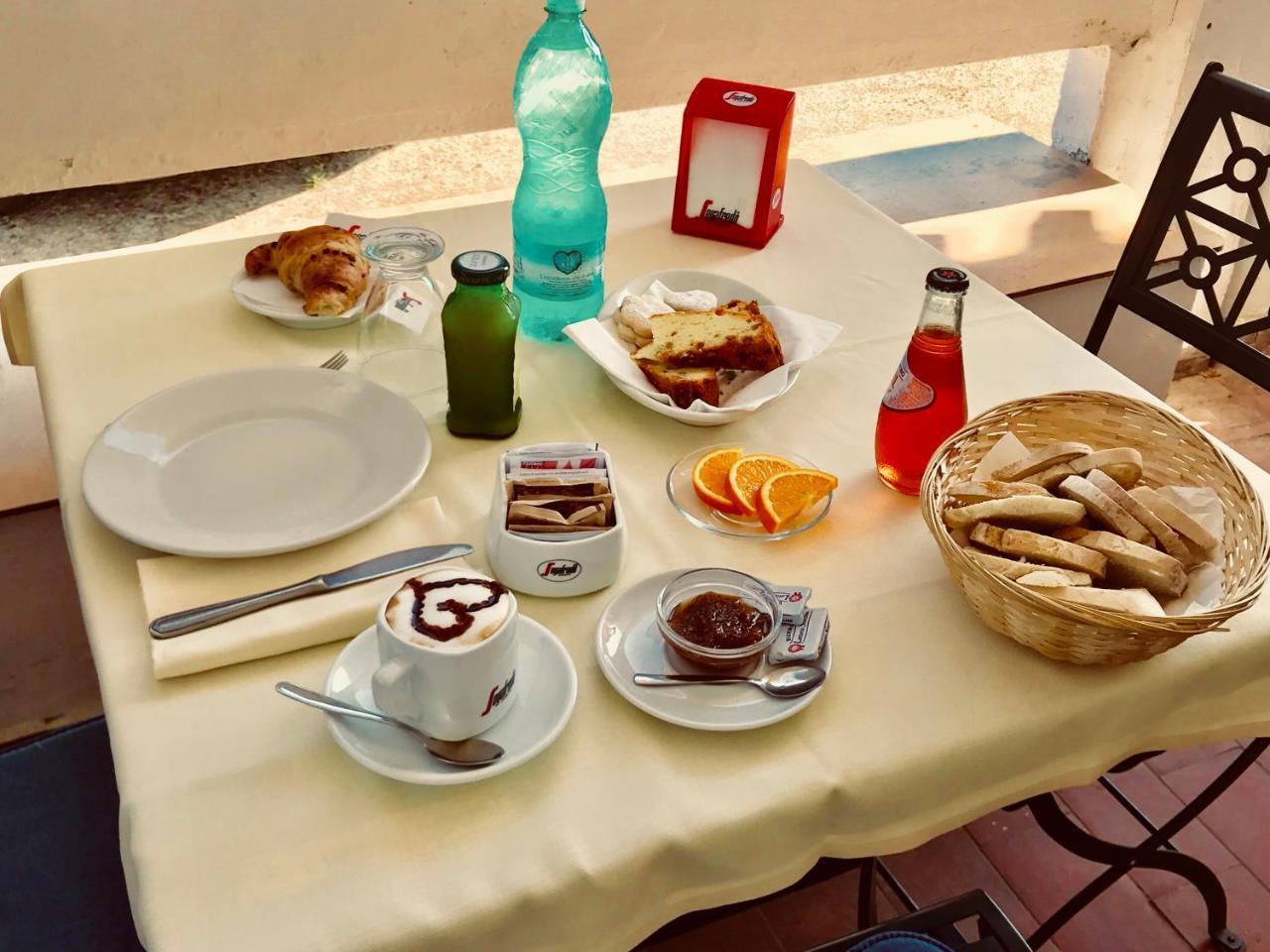 Hotel Su Meriagu Capitana Esterno foto